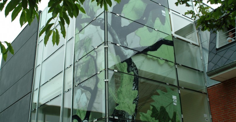 PRINT ON GLASS